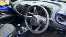 Toyota Aygo X 1.0 VVT-i Edge 5dr Petrol Hatchback